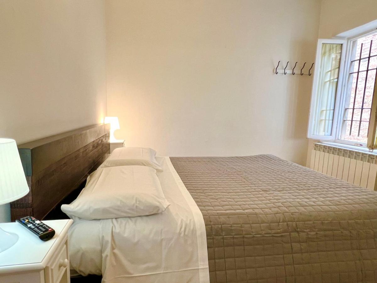Gh Paradiso - Apartments Сиена Экстерьер фото