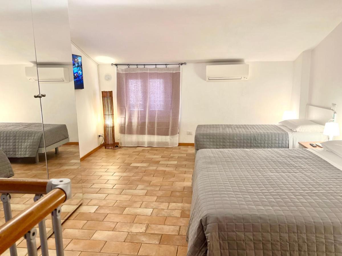 Gh Paradiso - Apartments Сиена Экстерьер фото