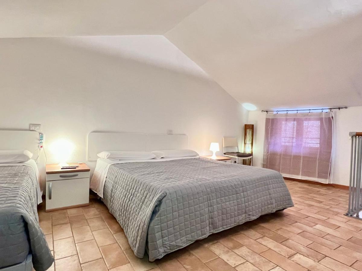 Gh Paradiso - Apartments Сиена Экстерьер фото