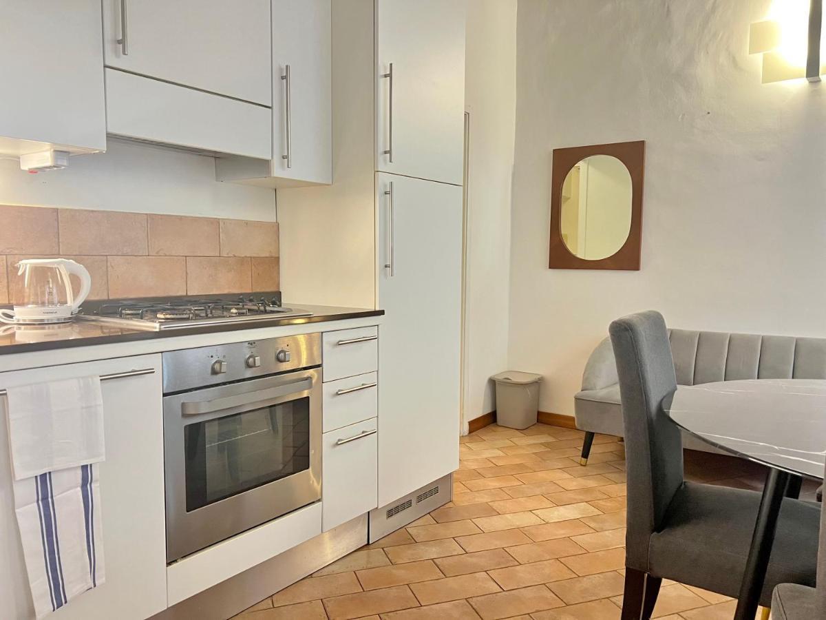 Gh Paradiso - Apartments Сиена Экстерьер фото